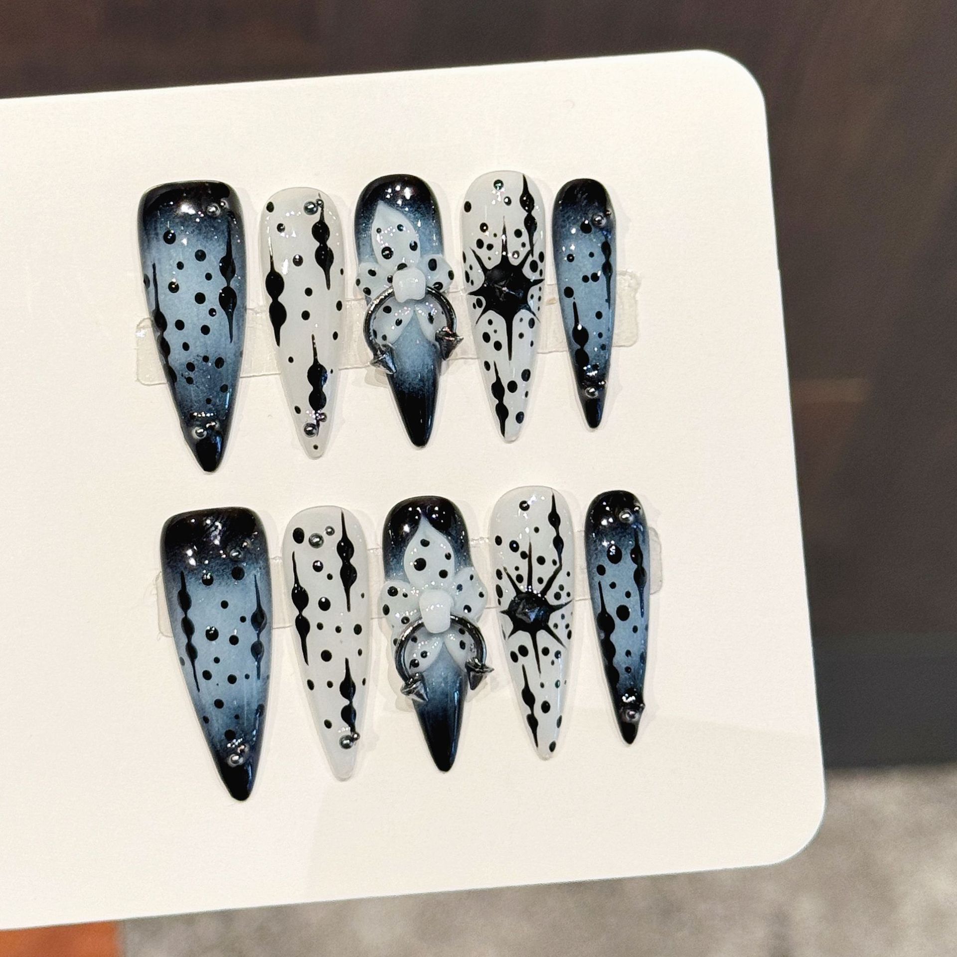 Nail Art Elegant - 10 Adet Gradyan Mürekkep Mavisi El