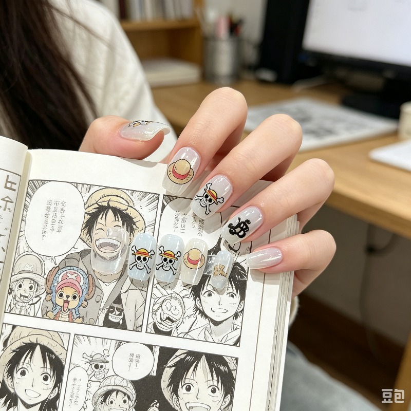 Sevimli Tek Parça Çizgi Film D - Nail Art One Piece incelemesi ve fiyatı