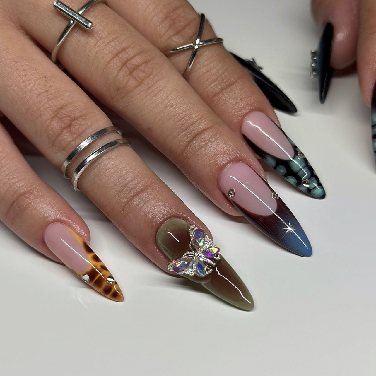 24 Adet Stiletto Şeklinde Siya - Nail Art Y2K incelemesi ve fiyatı